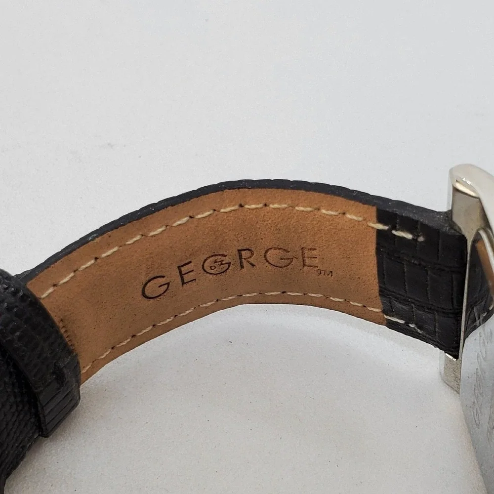 GEGRGE 38MM Women's Watch Crystal Bezel Black Leather Band Straps New Battery‎